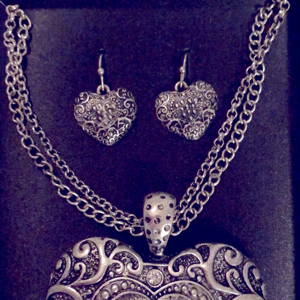 NWT MIX IT Necklace & Earring Set - Picture 4 of 4